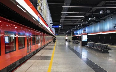 Wat te overwegen bij het kiezen van lineaire lichten van het Metro Station?